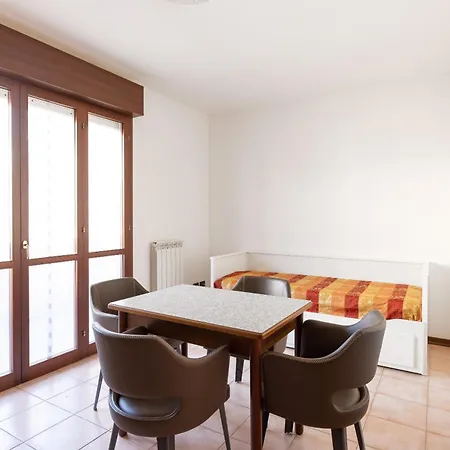 Maranello Suite Vendégház *