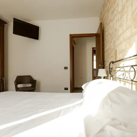 Maranello Suite